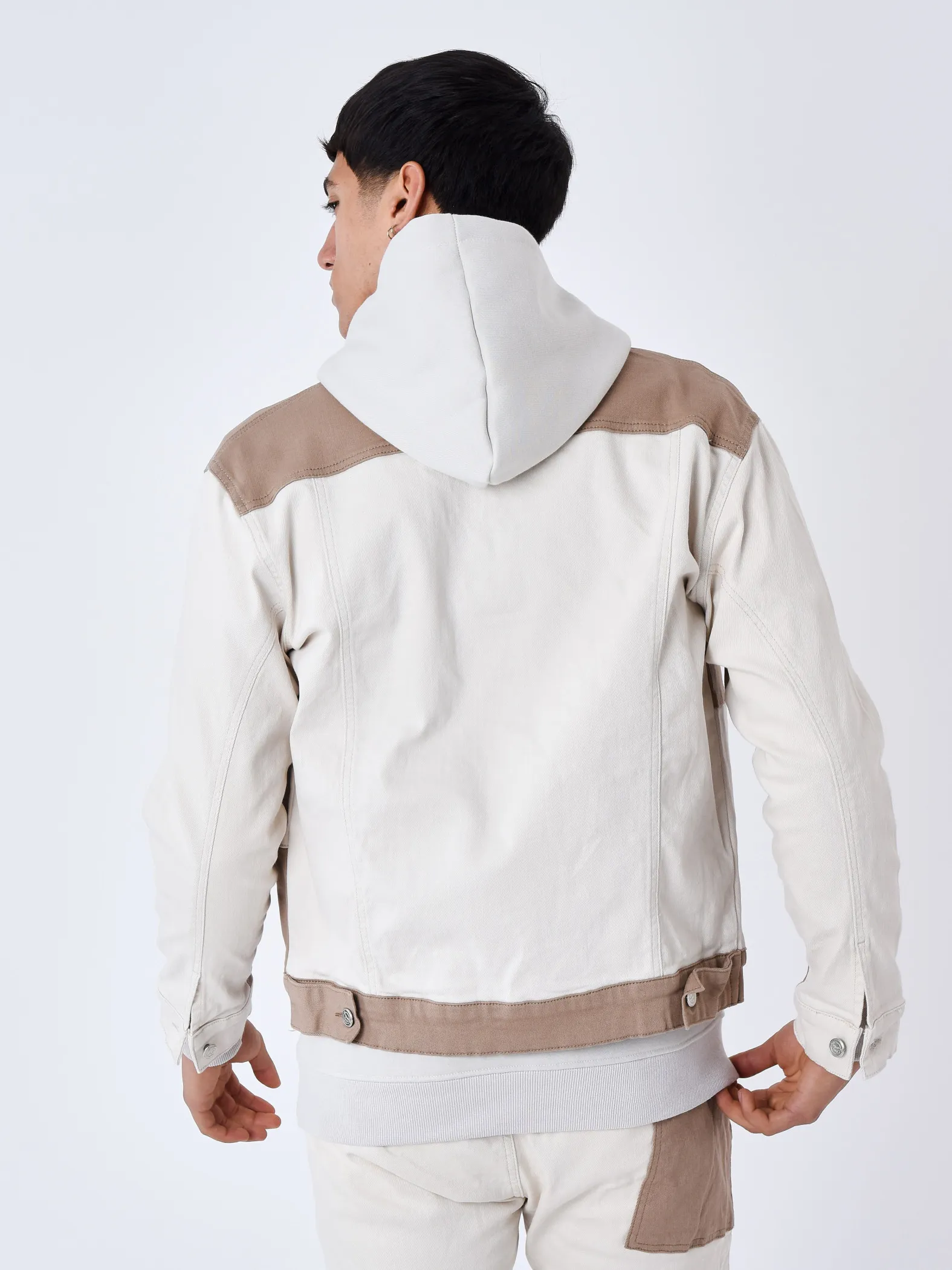 Chaqueta con canesú bicolor