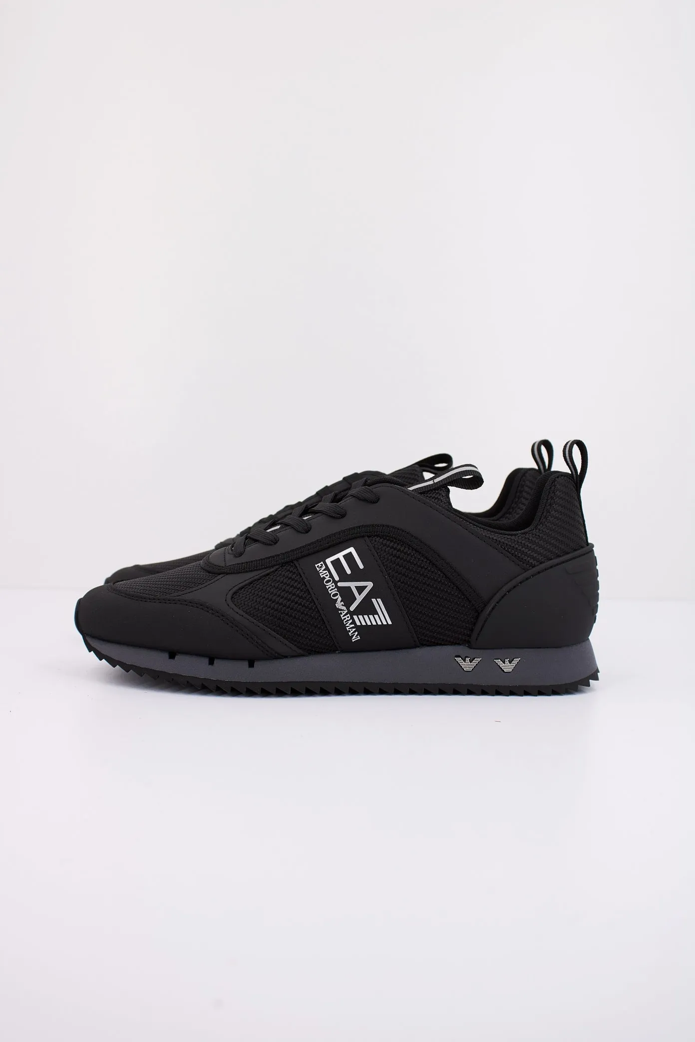 EMPORIO ARMANI LIFESTYLE EVOLUTION U