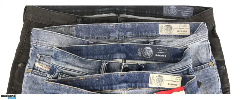 Mezcla de jeans DIESEL. Variedad de modelos (Jogg inside), colores y tallas | MOQ 27 piezas