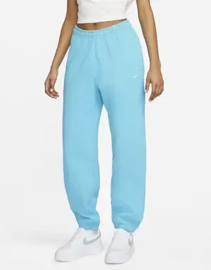 Nike Solo Swoosh