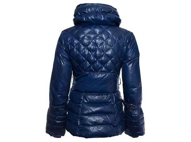 Pinko, Plumífero azul 