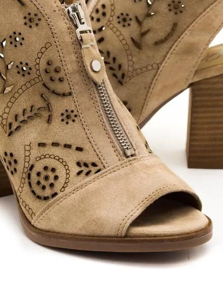 sandalias alpe 46131108 arena para mujer